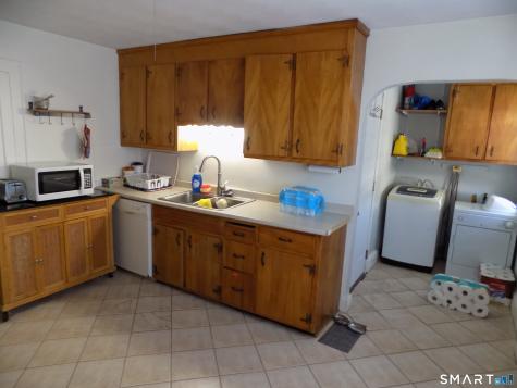 14 Pratt Street Bristol CT 06010