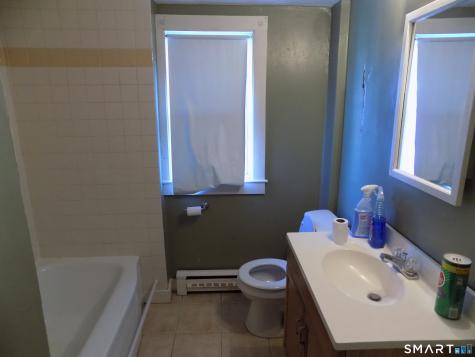 14 Pratt Street Bristol CT 06010