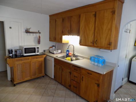 14 Pratt Street Bristol CT 06010