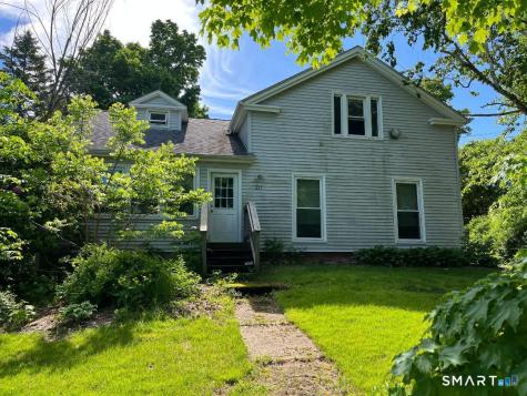 217 West Road Ellington CT 06029