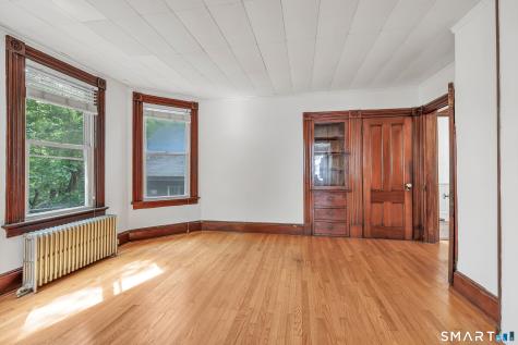 19 Washington Avenue Seymour CT 06483