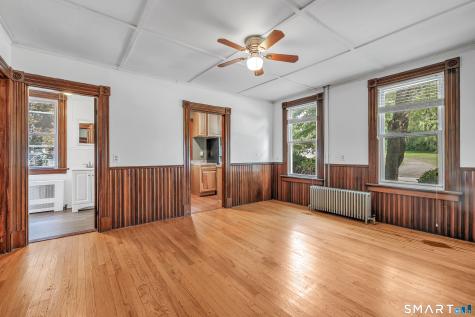 19 Washington Avenue Seymour CT 06483