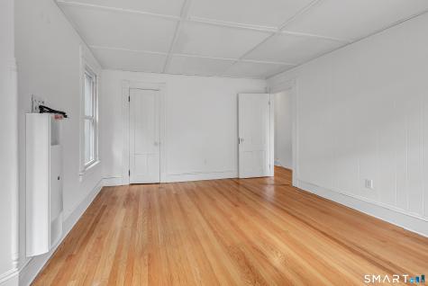 19 Washington Avenue Seymour CT 06483