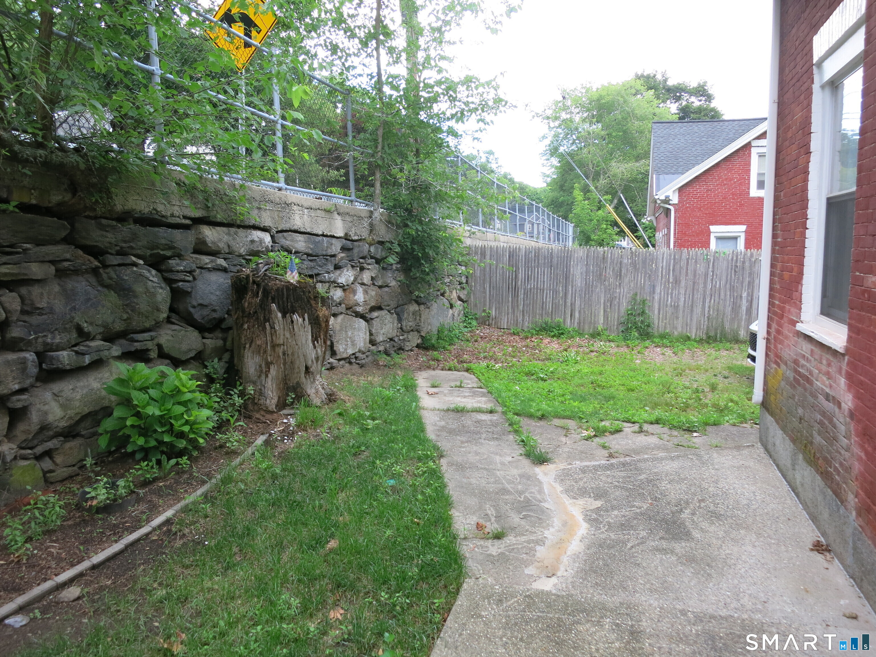 983 Riverside Drive Thompson CT 06255
