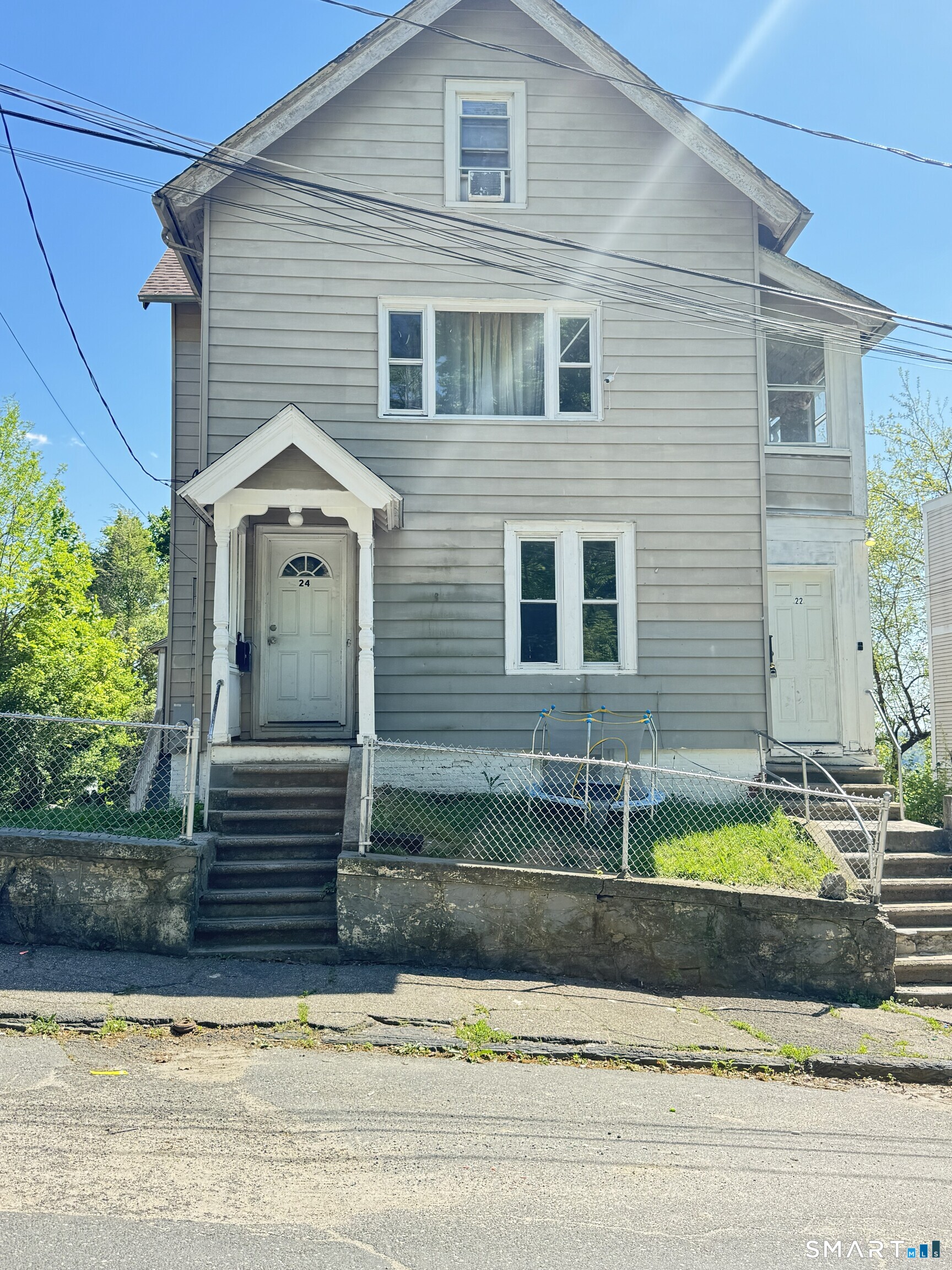 22 Ashley Street Waterbury CT 06704