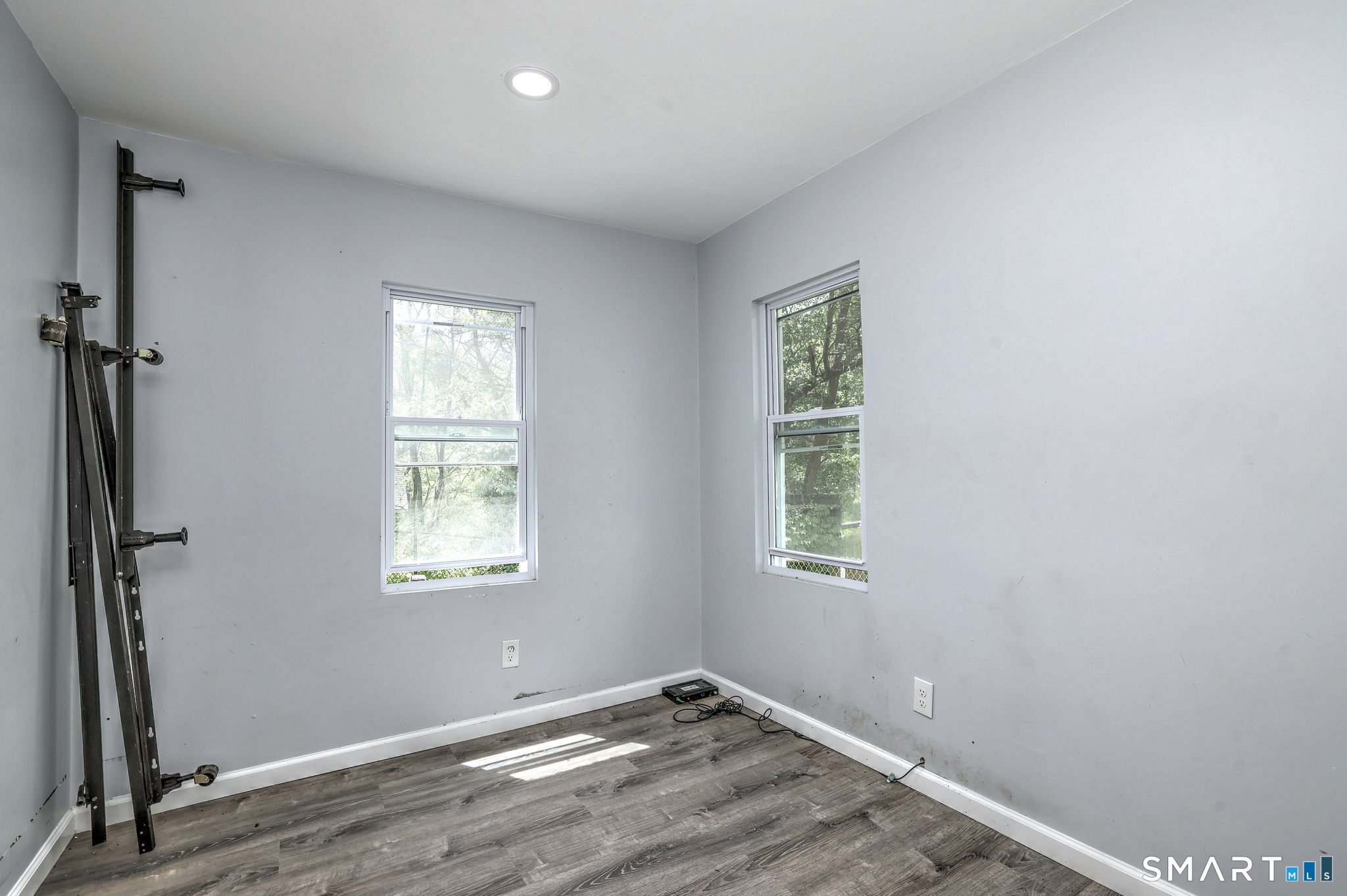 22 Ashley Street Waterbury CT 06704