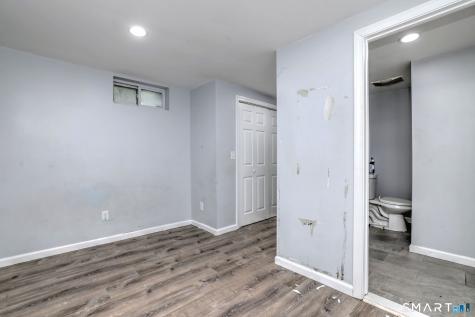 22 Ashley Street Waterbury CT 06704