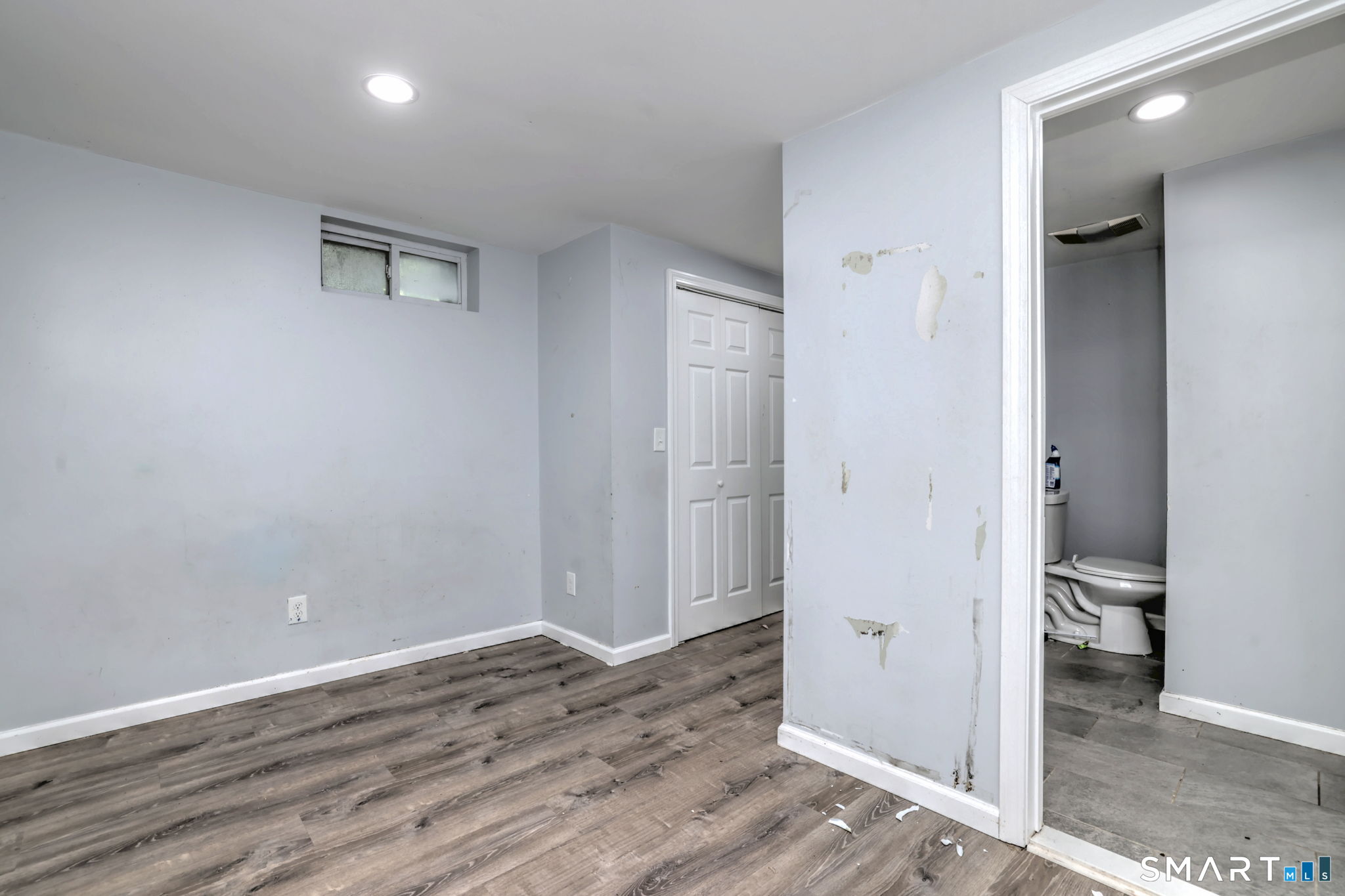 22 Ashley Street Waterbury CT 06704