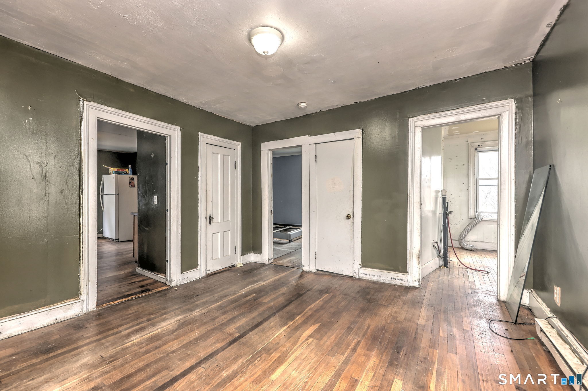 22 Ashley Street Waterbury CT 06704