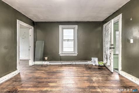 22 Ashley Street Waterbury CT 06704