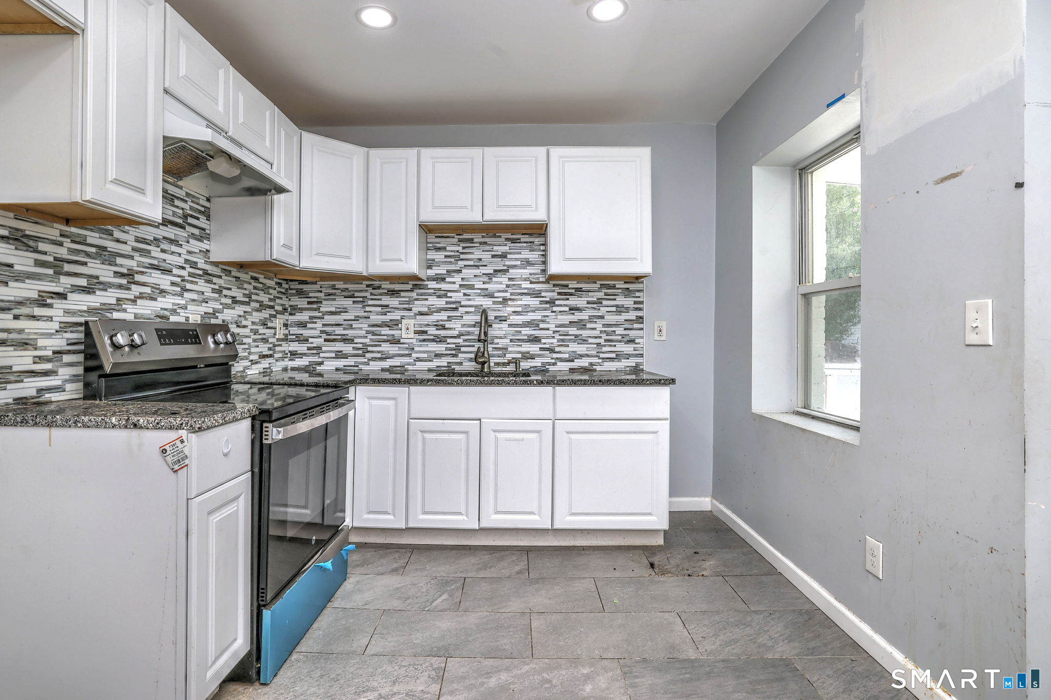 22 Ashley Street Waterbury CT 06704