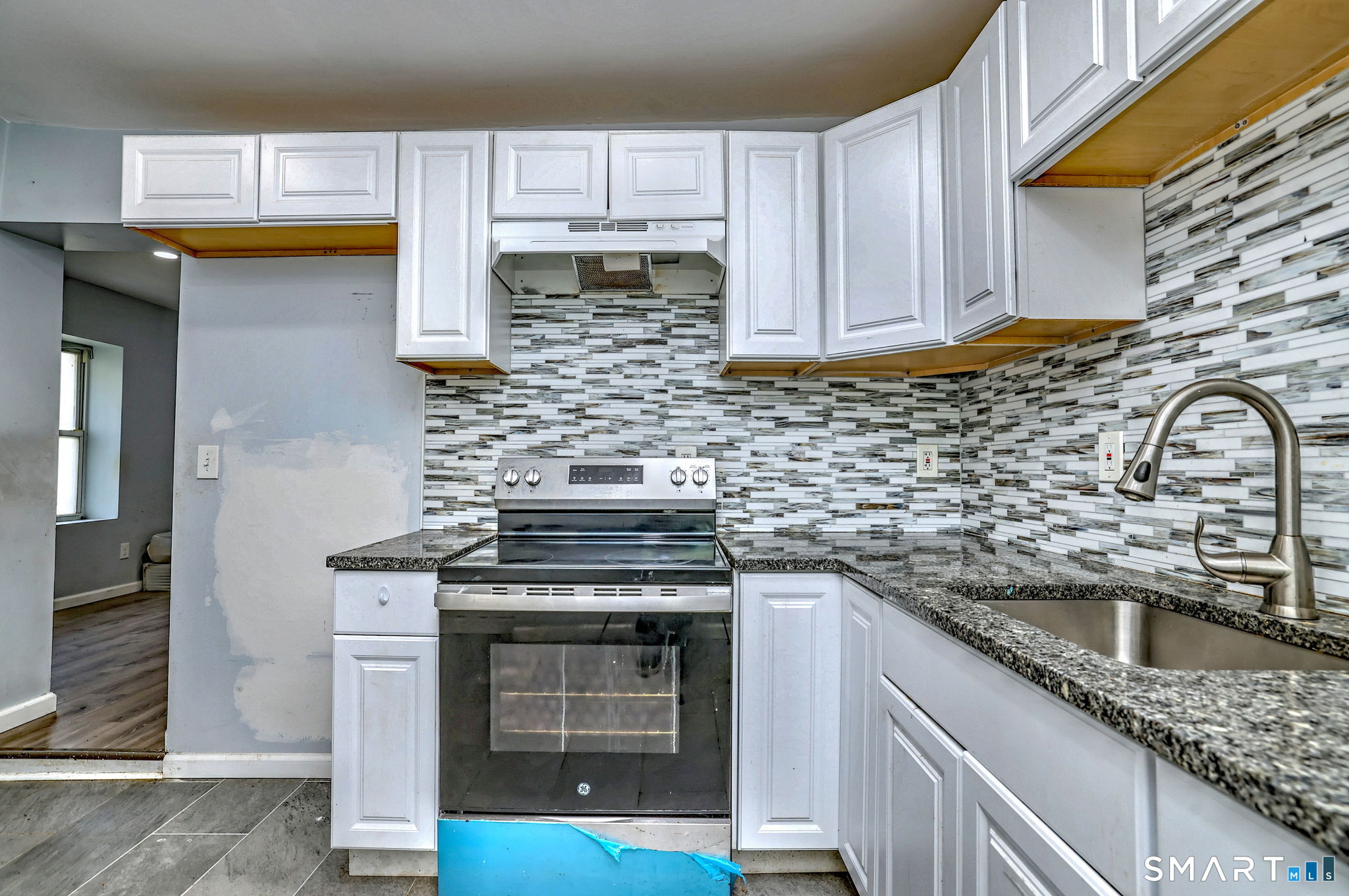22 Ashley Street Waterbury CT 06704