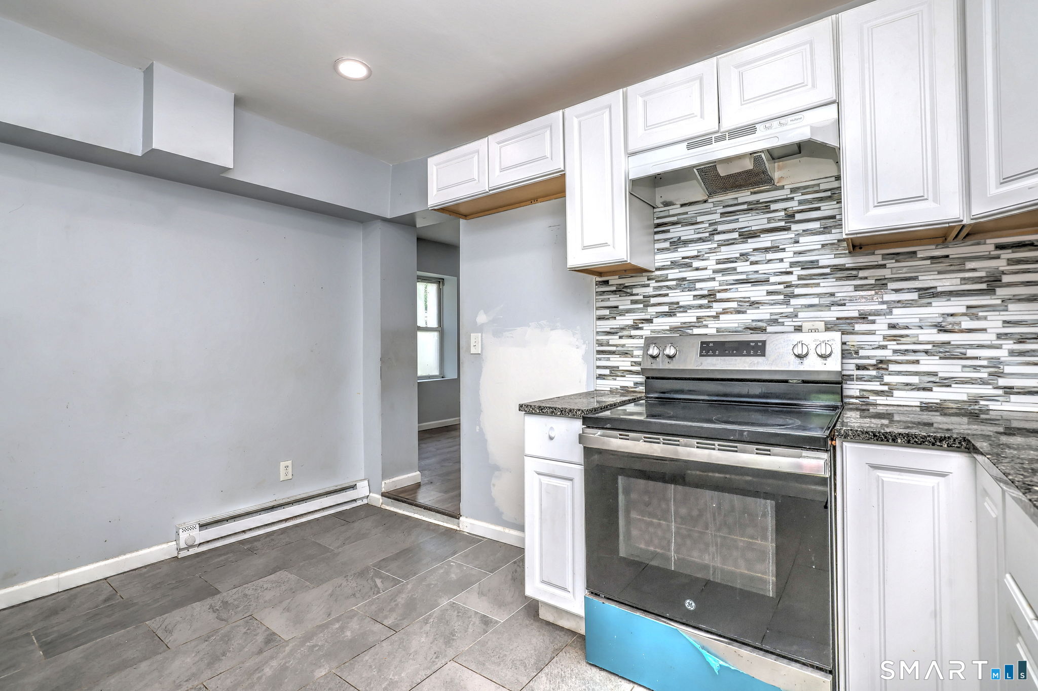 22 Ashley Street Waterbury CT 06704
