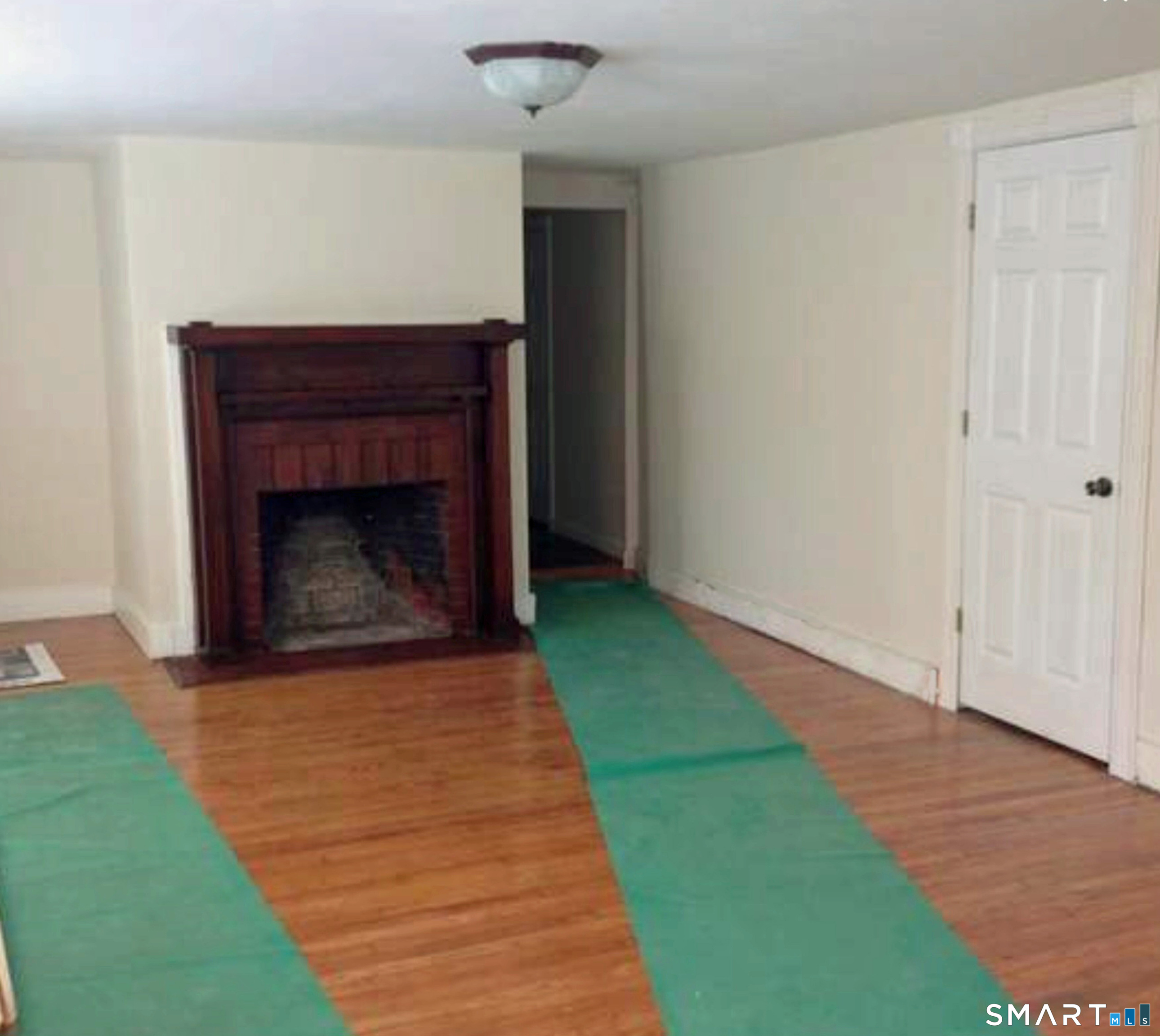 387 South Main Street Seymour CT 06483