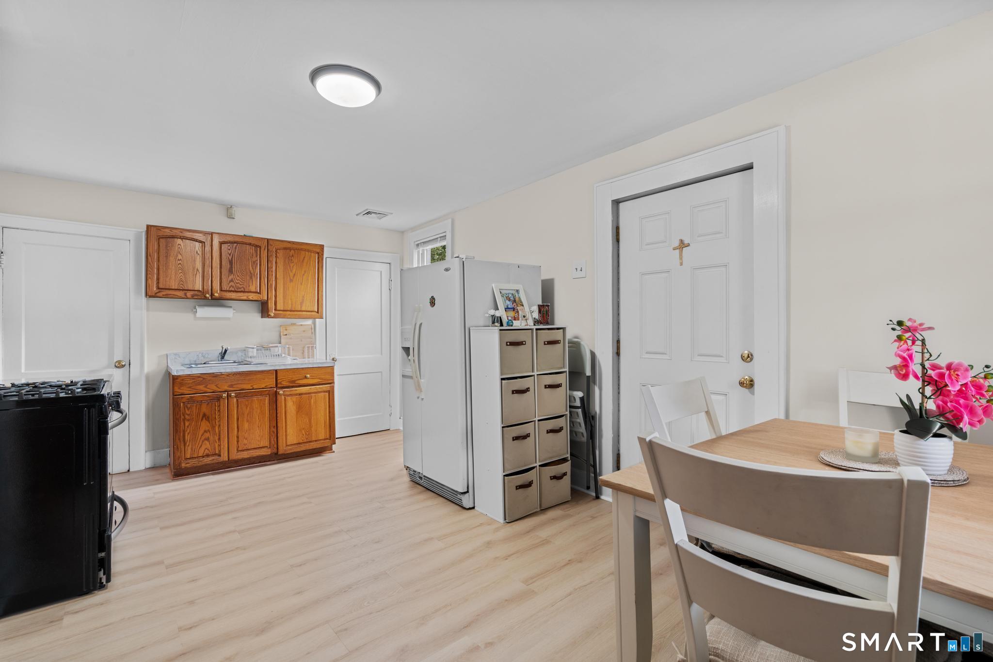 73 Alvord Lane Stamford CT 06902