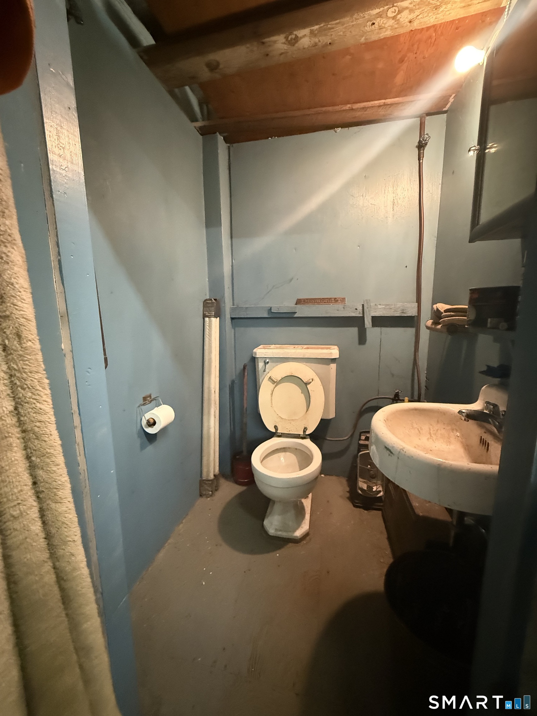 616 Route 197 Woodstock CT 06281