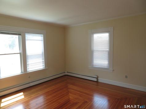 49 Winter Street Manchester CT 06040