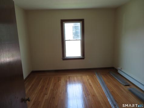 49 Winter Street Manchester CT 06040