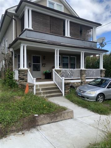 11 Clifton Place Danbury CT 06810