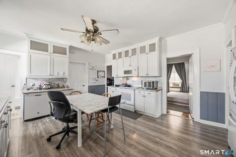 299 High Street Naugatuck CT 06770