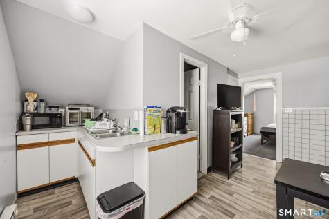299 High Street Naugatuck CT 06770