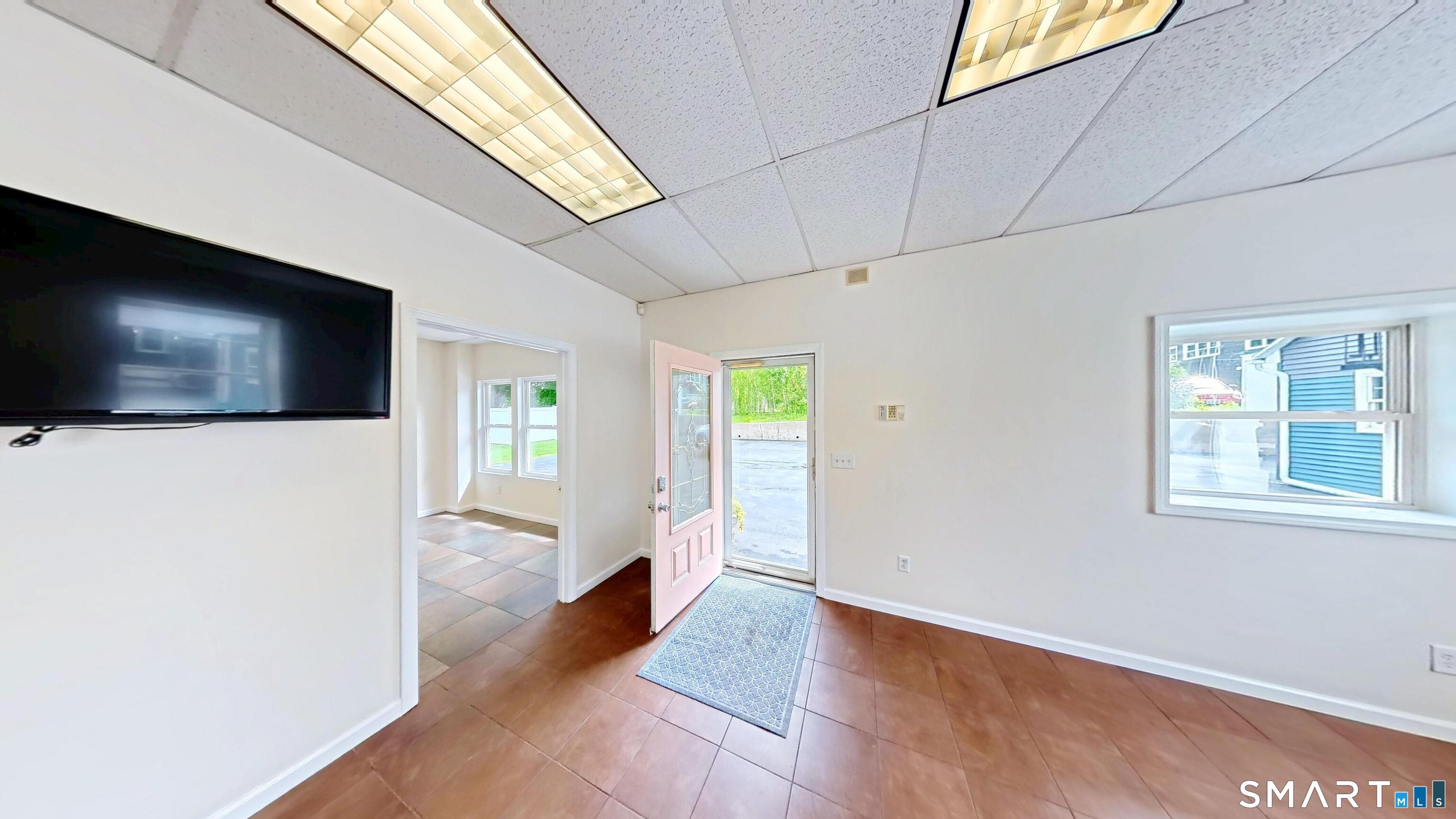 31 Quinnipiac Avenue North Haven CT 06473