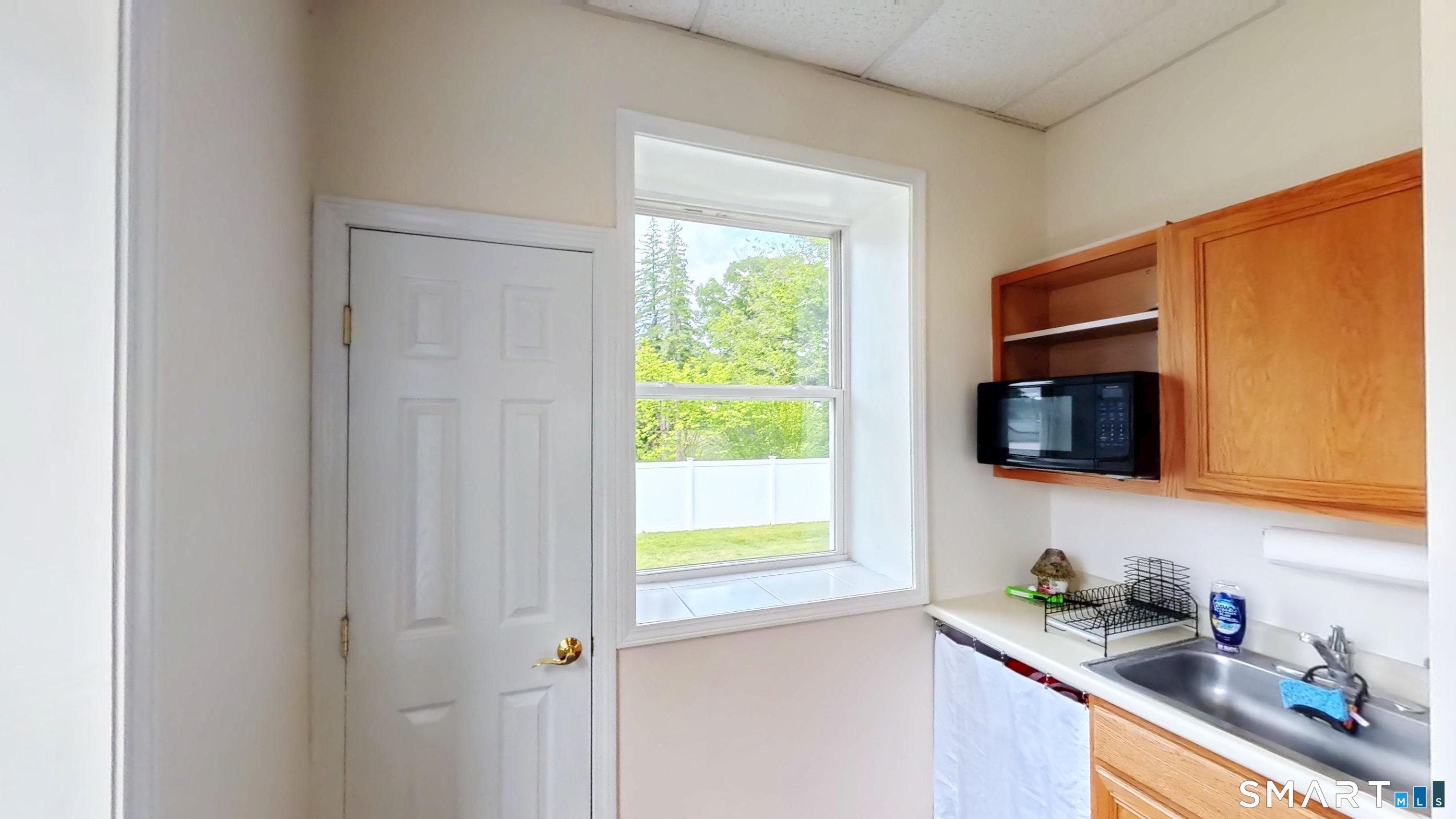 31 Quinnipiac Avenue North Haven CT 06473