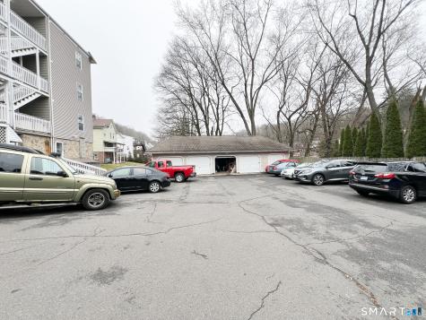 22 Woodbridge Avenue Ansonia CT 06401