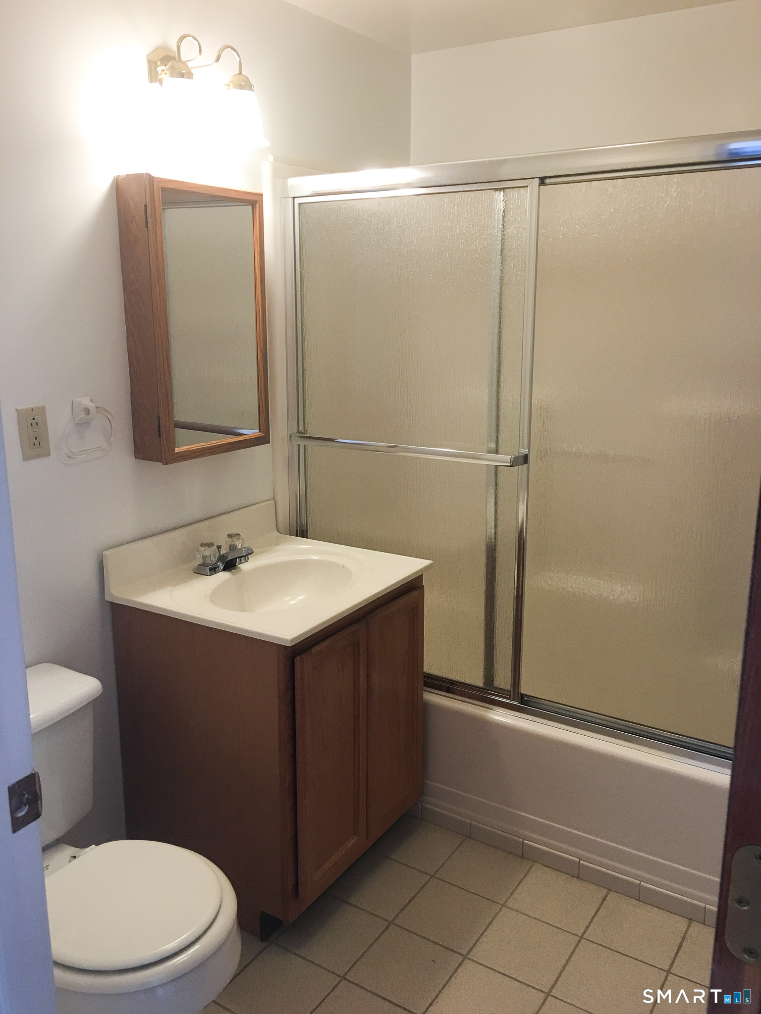 22 Woodbridge Avenue Ansonia CT 06401