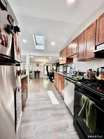 335 Saint John Street New Haven CT 06511