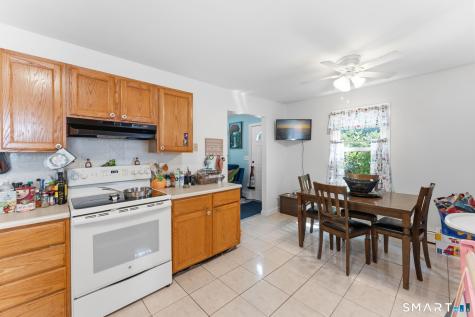 102 Brandegee Avenue Groton CT 06340