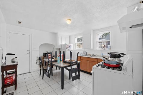 797-799 Beechwood Avenue Bridgeport CT 06605