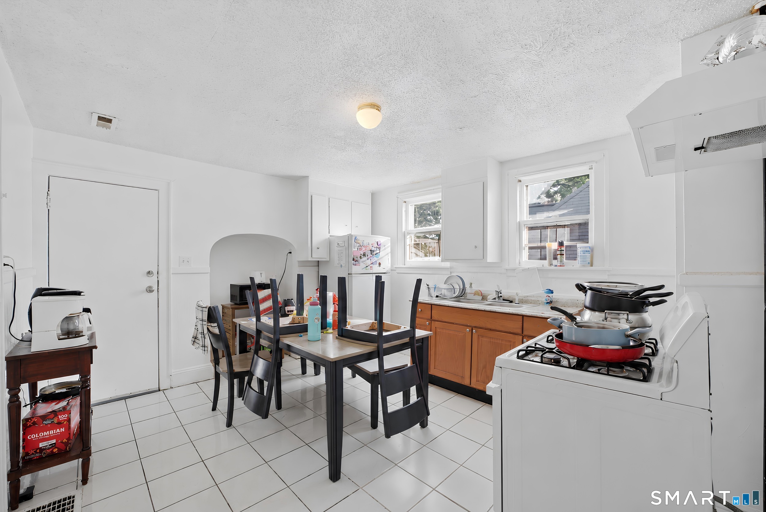 797-799 Beechwood Avenue Bridgeport CT 06605
