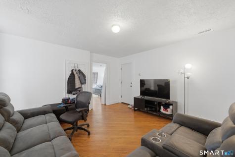 797-799 Beechwood Avenue Bridgeport CT 06605