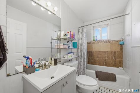 797-799 Beechwood Avenue Bridgeport CT 06605