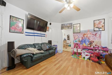 797-799 Beechwood Avenue Bridgeport CT 06605