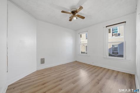 797-799 Beechwood Avenue Bridgeport CT 06605