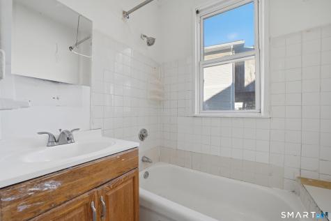 797-799 Beechwood Avenue Bridgeport CT 06605
