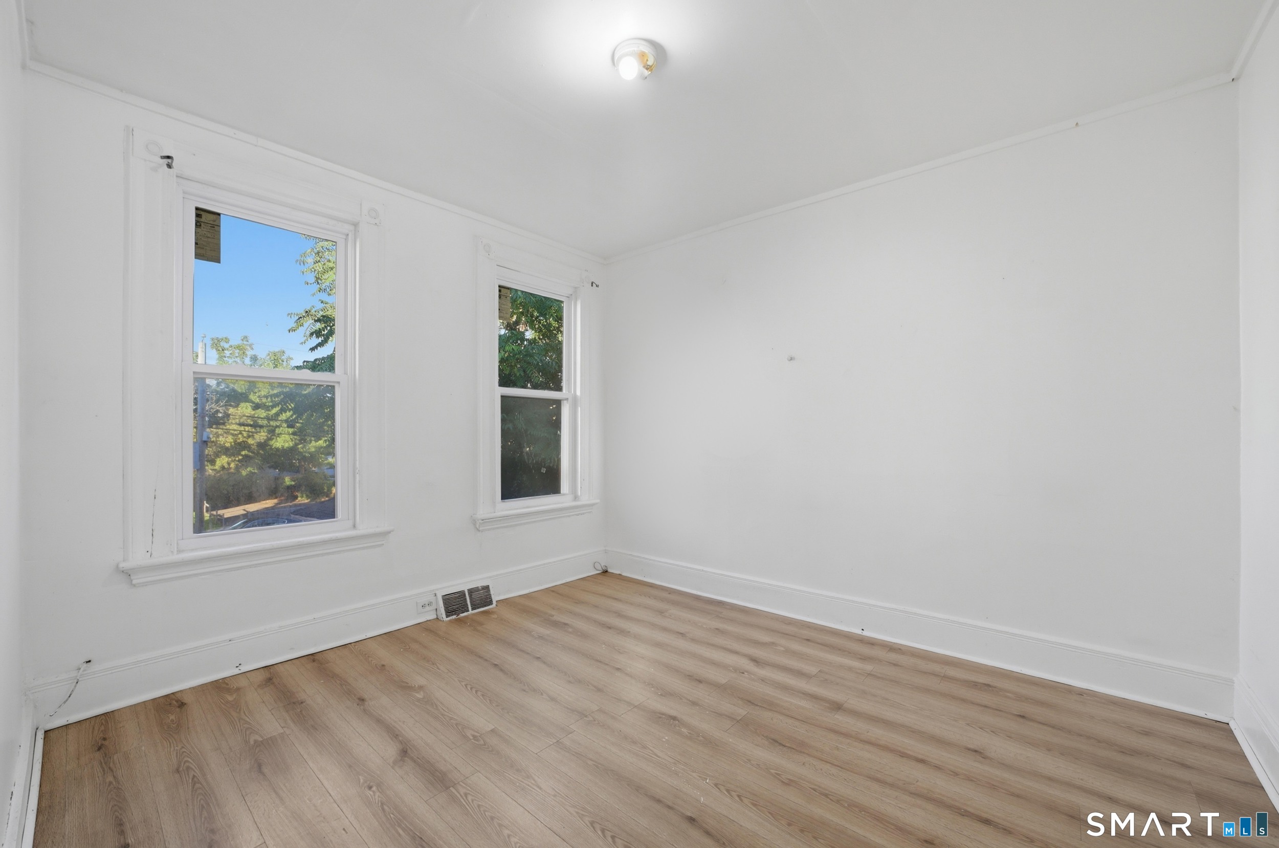 797-799 Beechwood Avenue Bridgeport CT 06605