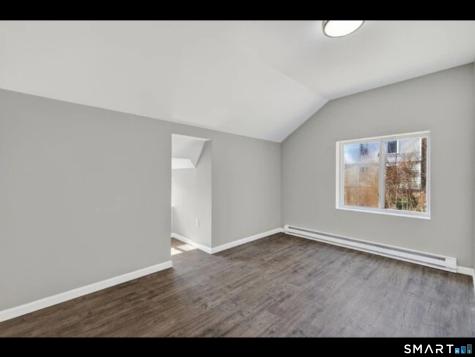 158 Cliff Street Norwich CT 06360