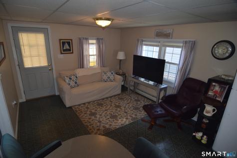 10 Hartford Avenue Old Lyme CT 06371