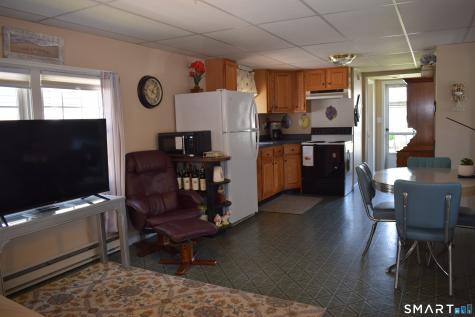 10 Hartford Avenue Old Lyme CT 06371