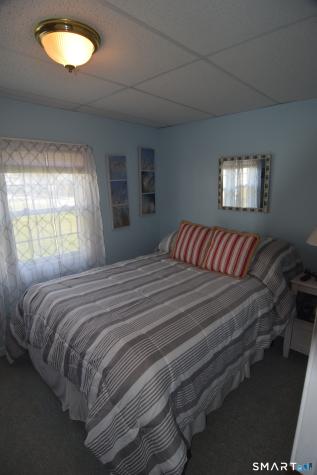 10 Hartford Avenue Old Lyme CT 06371