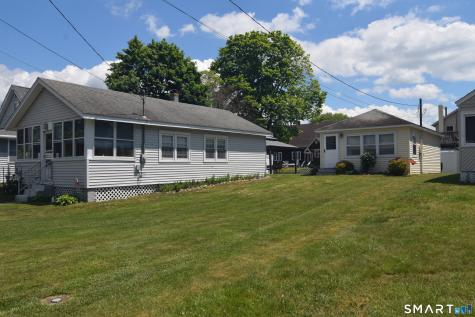 10 Hartford Avenue Old Lyme CT 06371