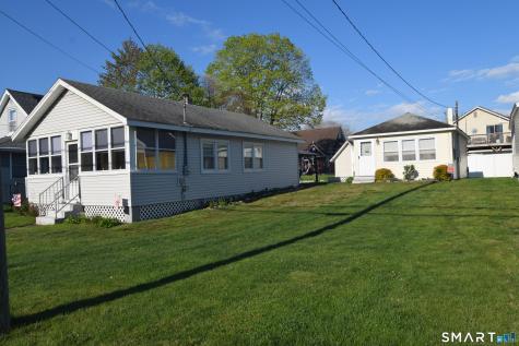 10 Hartford Avenue Old Lyme CT 06371