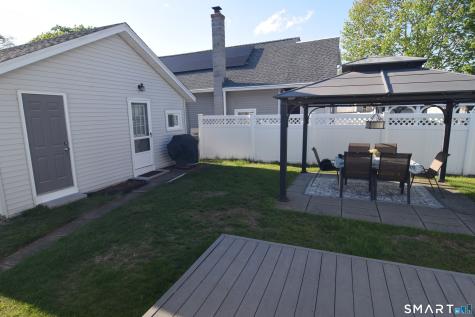 10 Hartford Avenue Old Lyme CT 06371