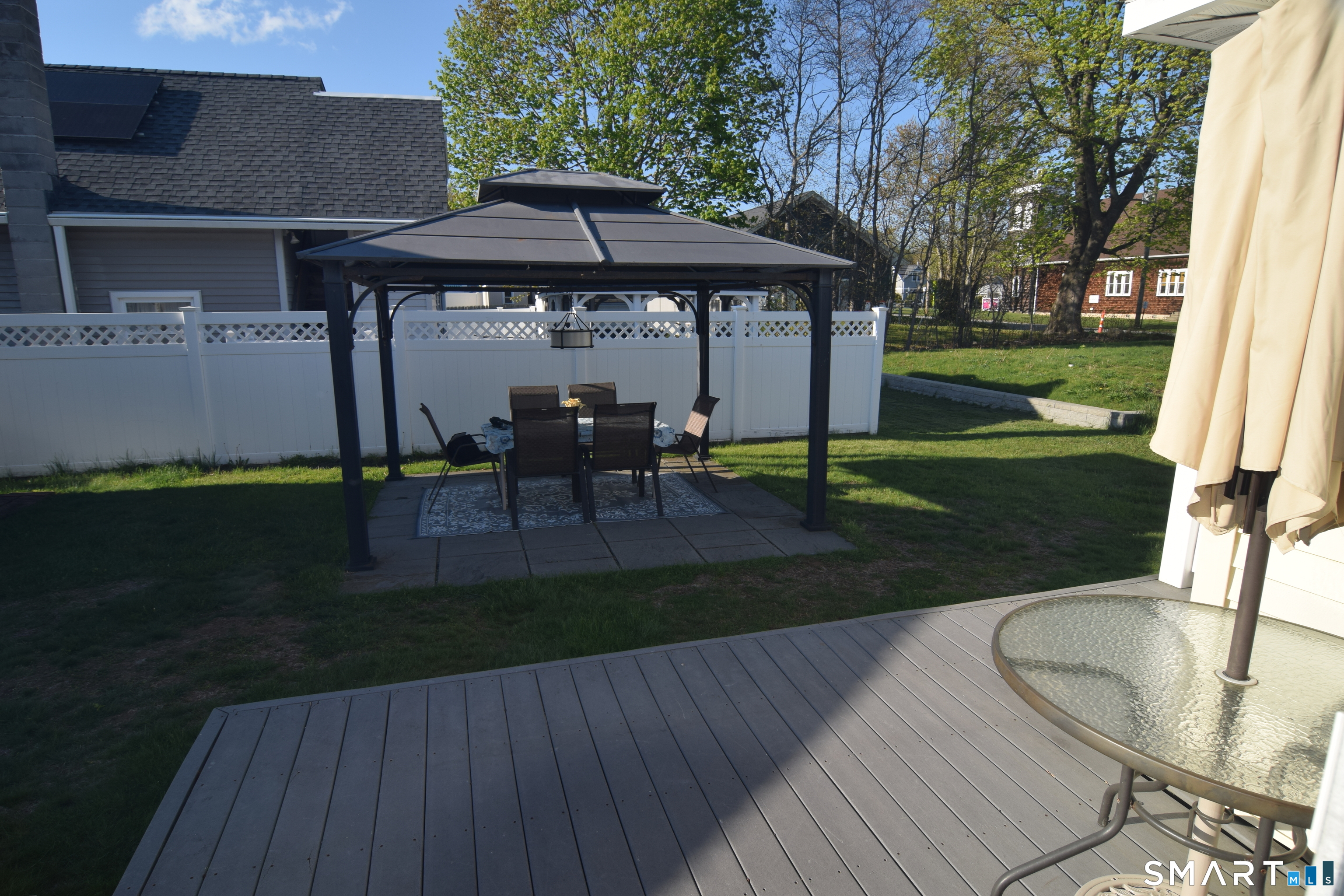 10 Hartford Avenue Old Lyme CT 06371
