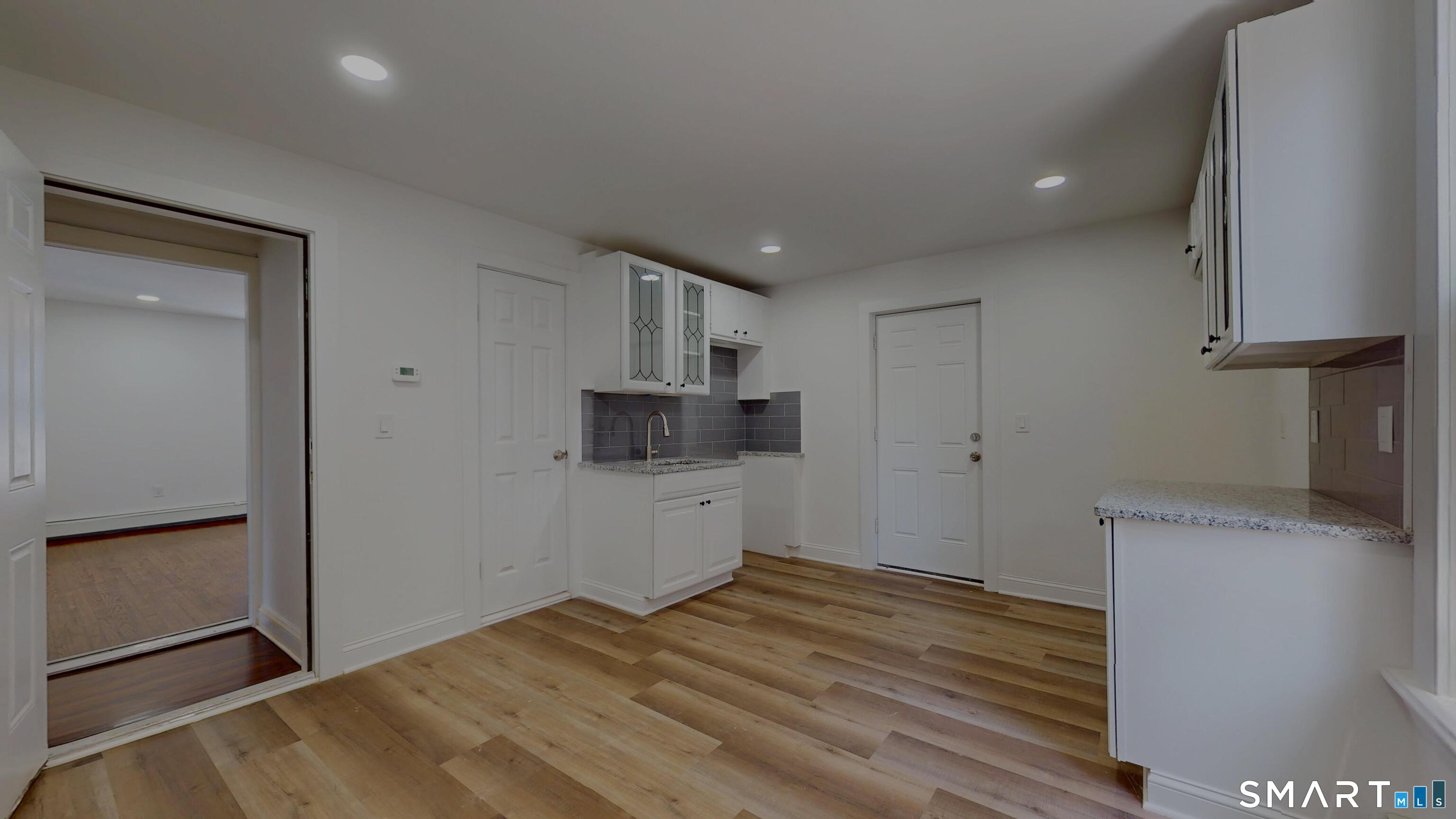 24 Bond Street Hartford CT 06114
