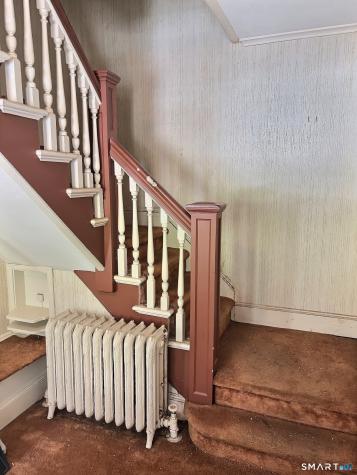 83 Meadow Street Naugatuck CT 06770