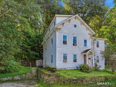57 Wilkinson Street Putnam CT 06260
